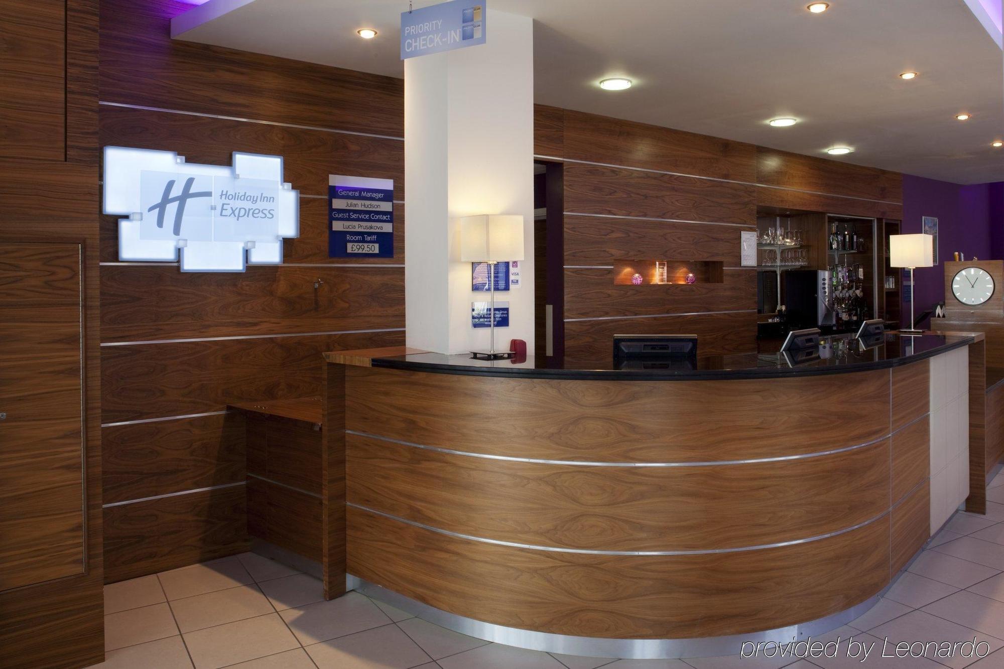 Hotel Express - Newbury Park, An Ihg 3*