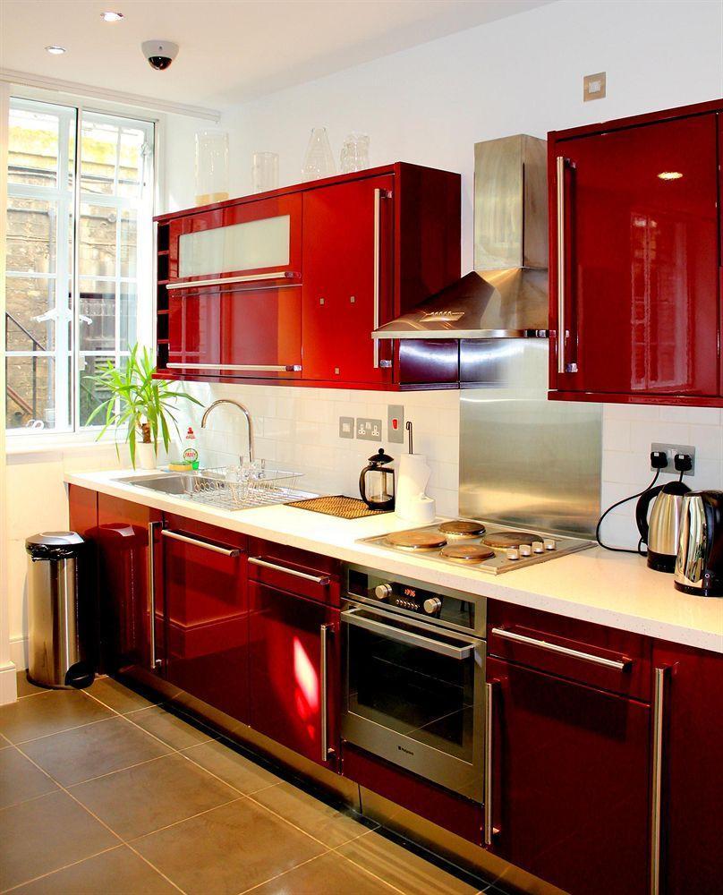 2 Devonshire Apartment