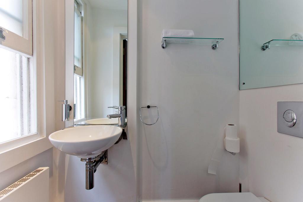 Apsley Mansions Apartment London