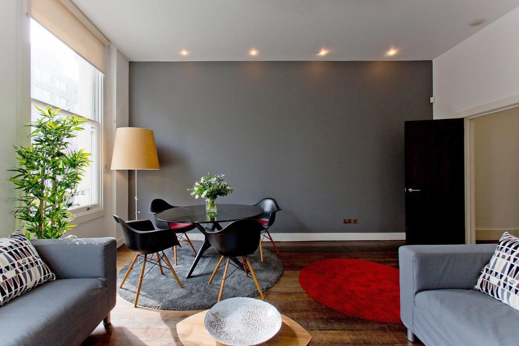 Apsley Mansions London