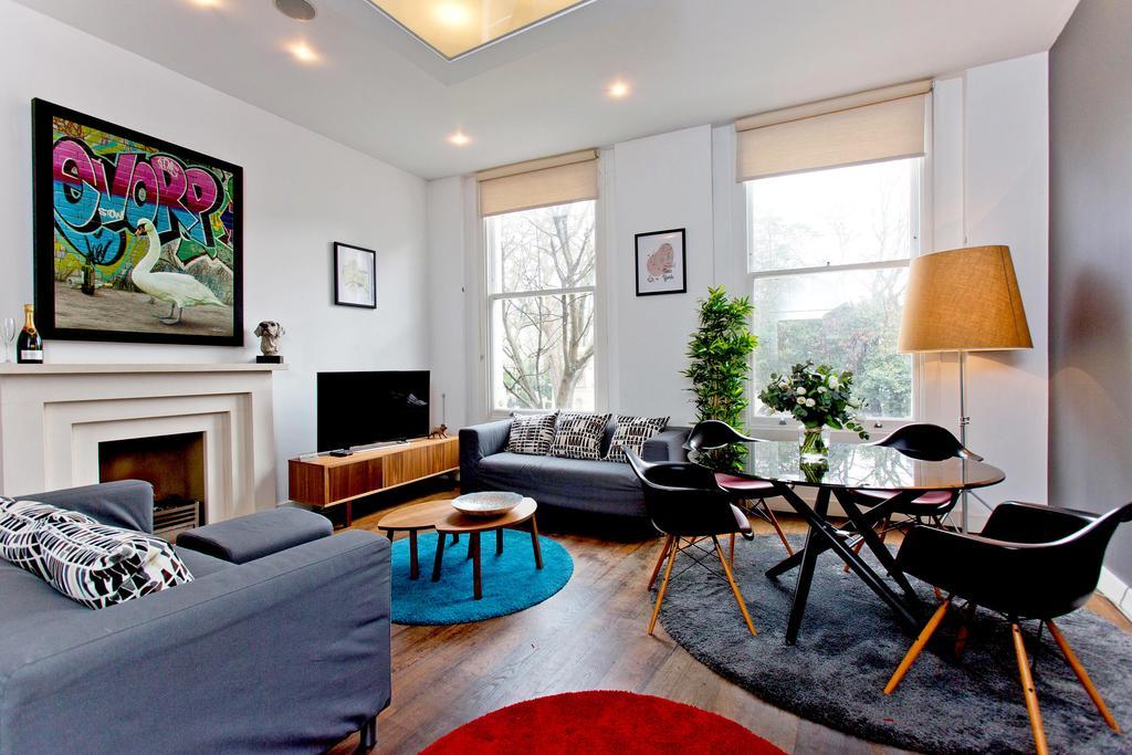 Apsley Mansions * London