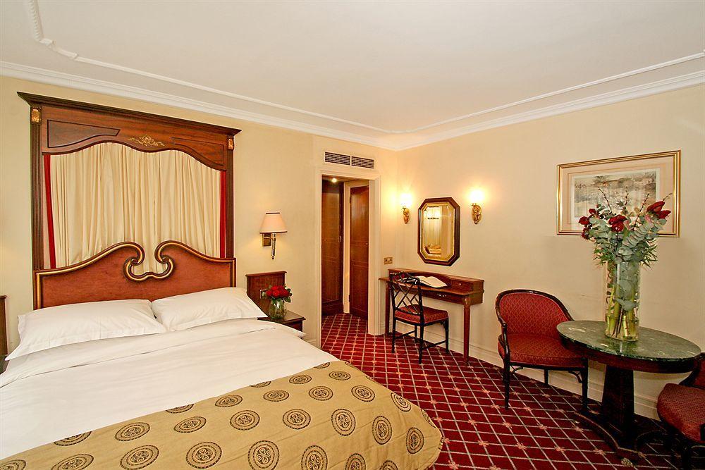 The Rathbone Hotel, Fitzrovia 4*