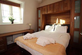 Castletown House Apartment *
