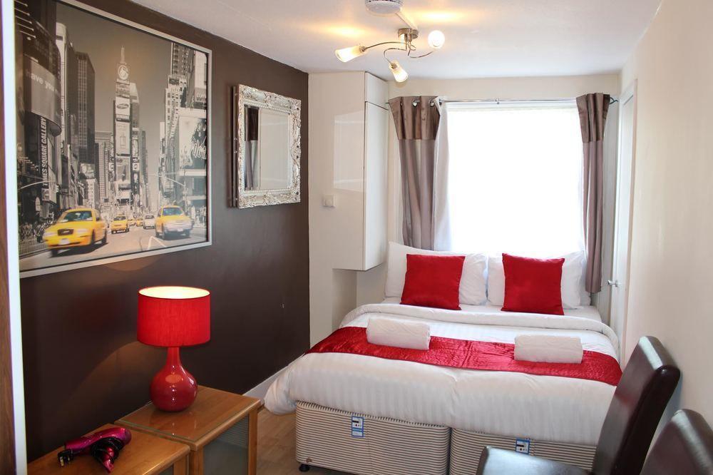 Kensington Court Notting Hill London