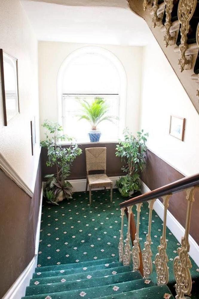 Gjestgiverier Curzon House