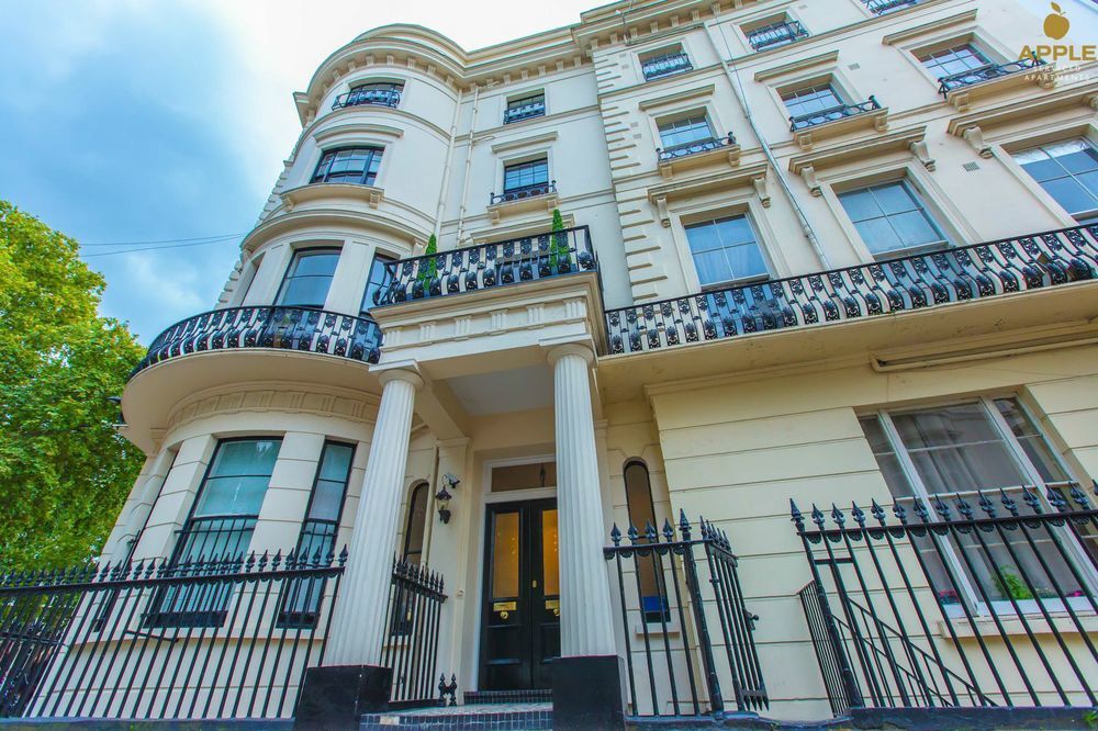 Apple Hyde Park 4* London