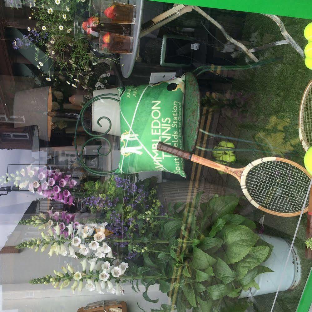 Apartment Lovely Garden In Wimbledon Town Centre With Private Parking By Wimbledon Lets