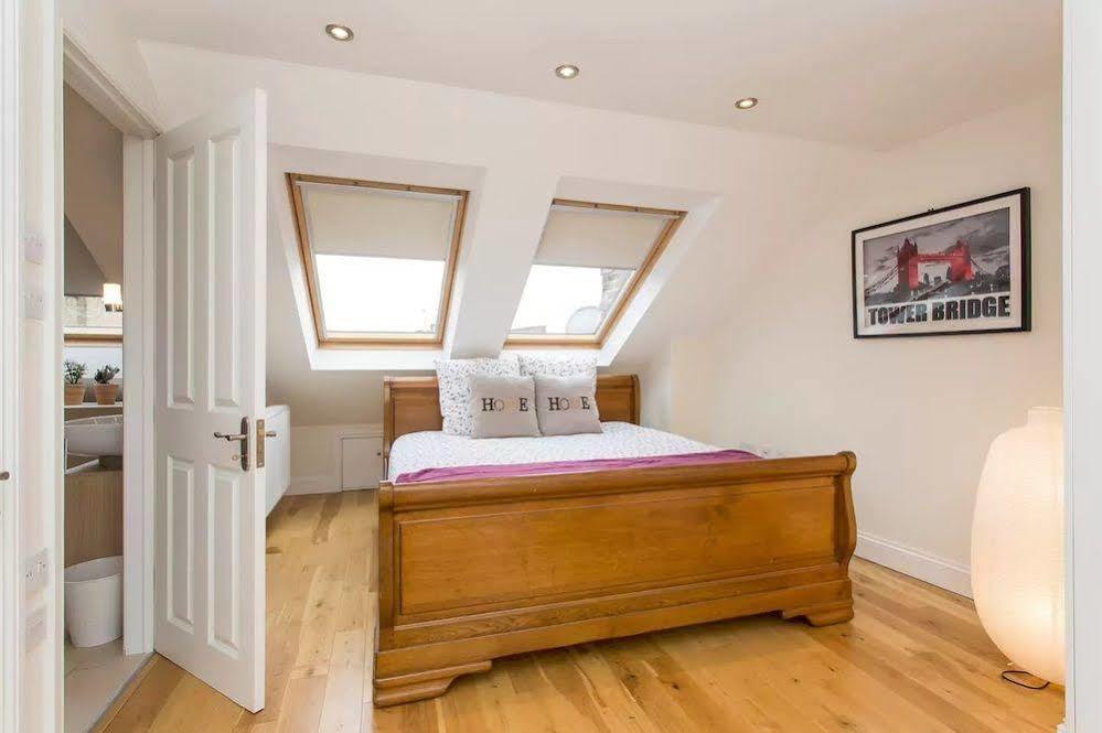 Rue Saint Jacques Bed & Breakfast London