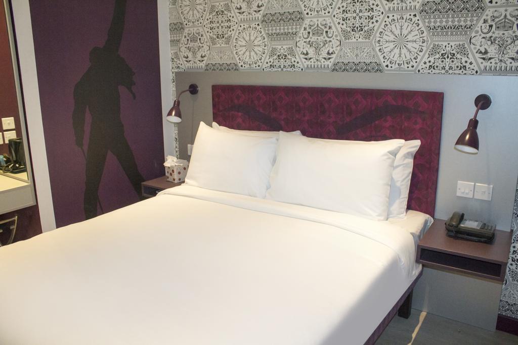 Hotel Western Wembley 4*