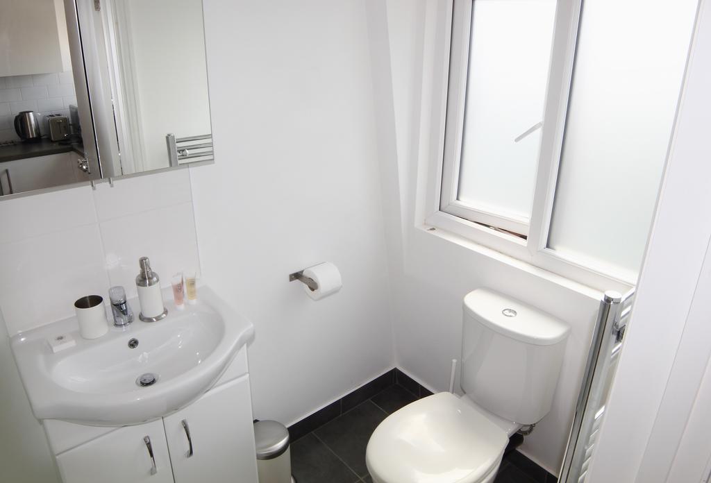 Thrive - Clapham Junction London