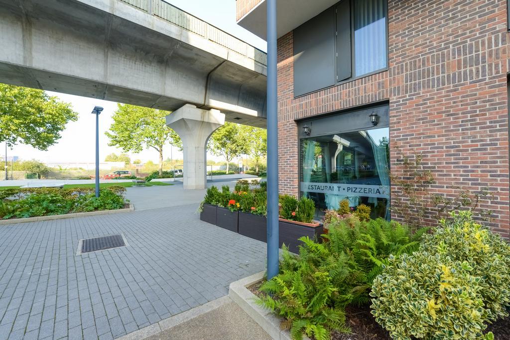 Apartment Wards Wharf Approach