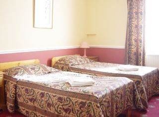 Rose Park 3*