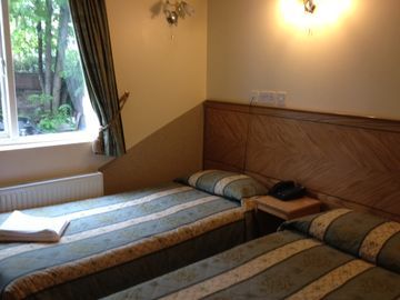 Kensington Gasthof 3*