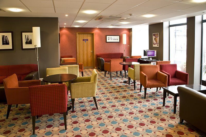 Premier Hotel 3*