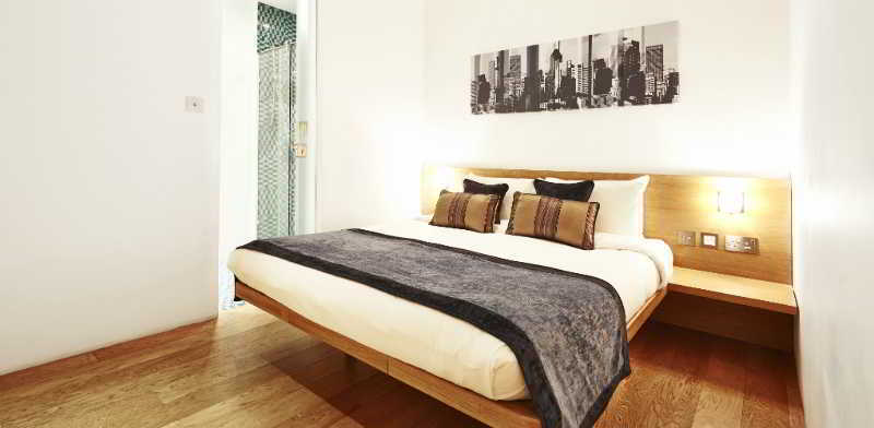 Go Native Lon Bridge Hotel