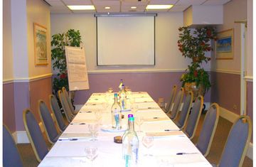 Hotel Hyde Park Towers 3*