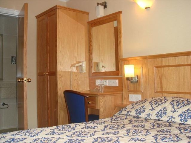Hotell Olympic House London