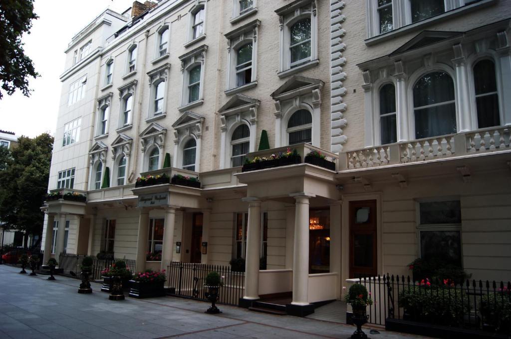 Aspen Hotel 3*