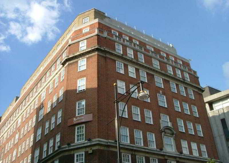 Radisson Blu Hotel, Bond Street 4*