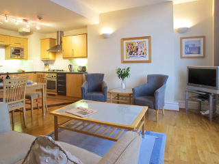 Phoenix Heights By Bridgestreet London
