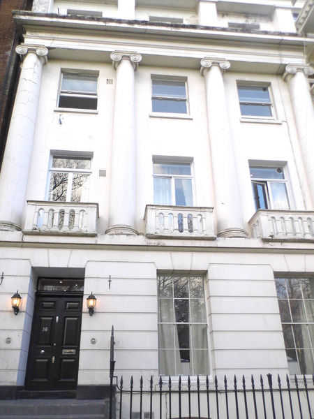 Apartment Hyde Park Gate London