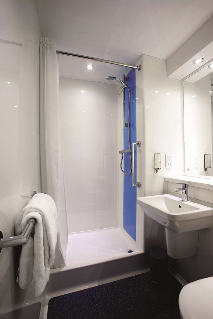 Travelodge Kew Bridge Hotel London