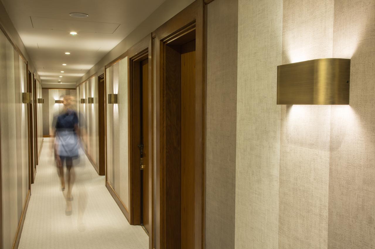 Devonshire Club & 5*