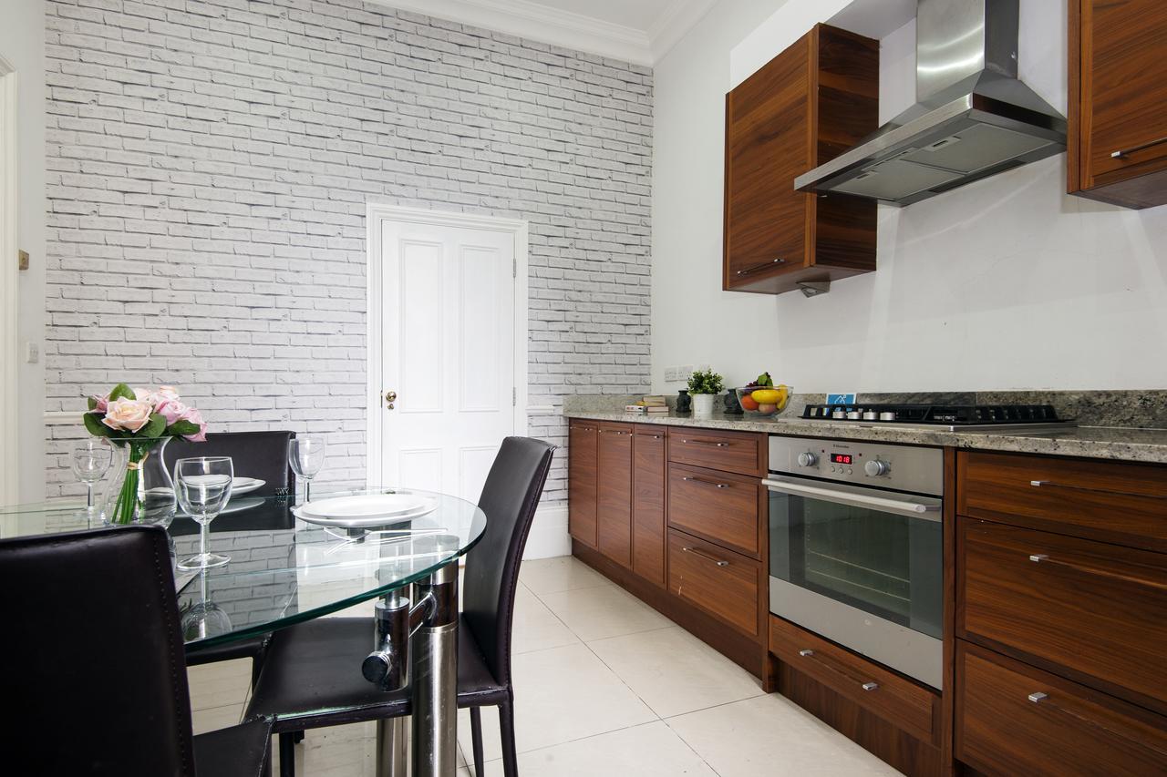 Earls Court Amazing 2 Bed Flat In Central Appartement Londen