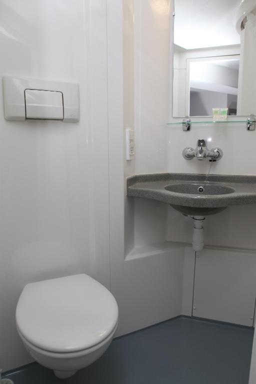 The Omega Hotel London