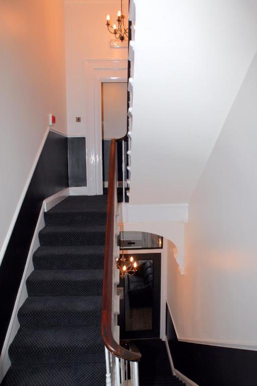Hotel The Omega London