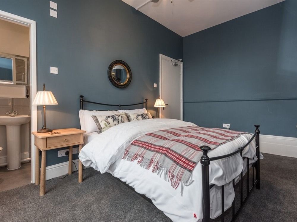 Summerfield Pub & Boutique Bed and breakfast