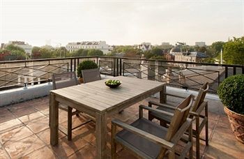 Europa House Aparthotel