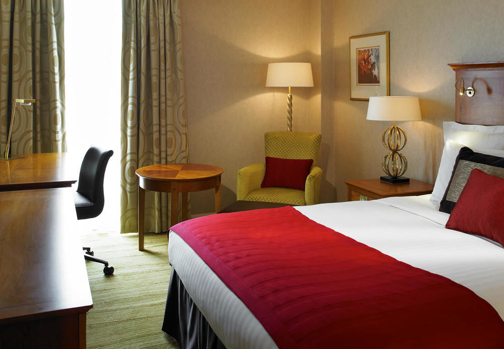Marriott Kensington 4*