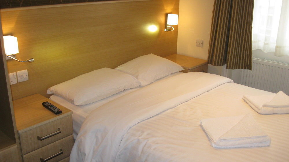 Mina House London