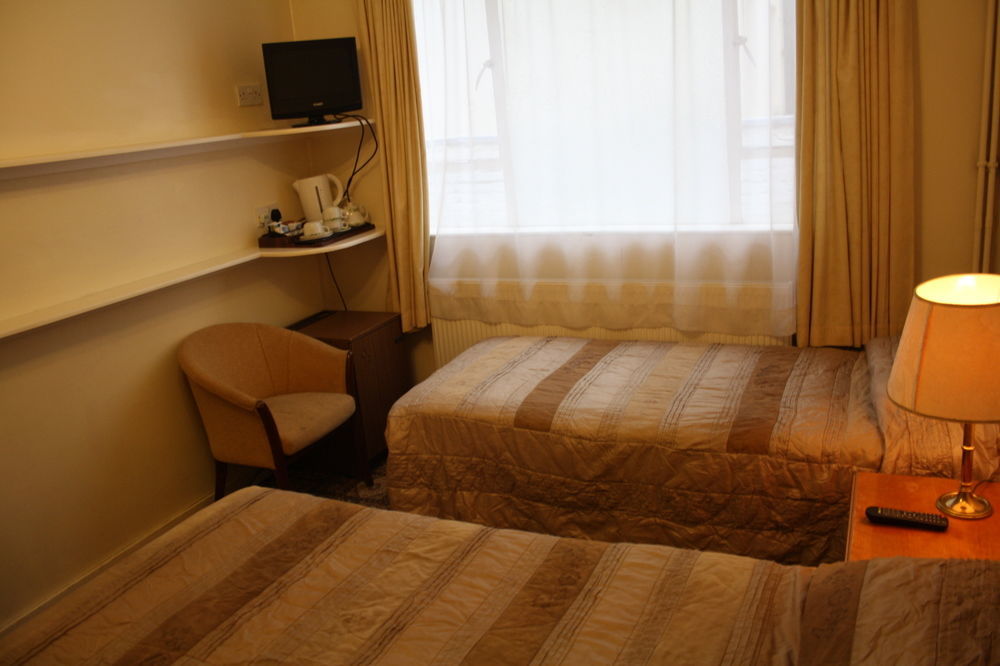 Mornington Victoria Hotel London