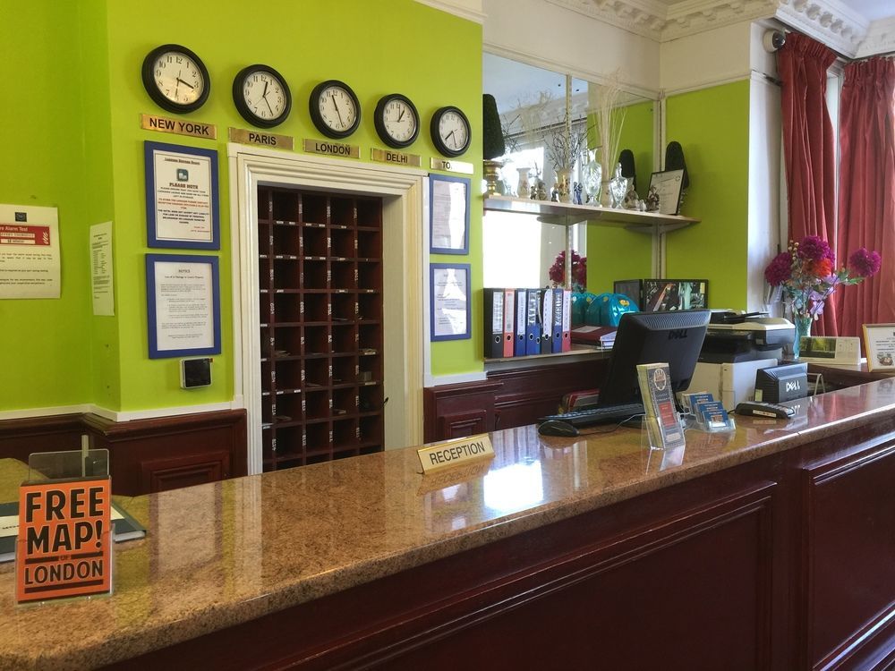 Clapham South Dudley Hotel 2*