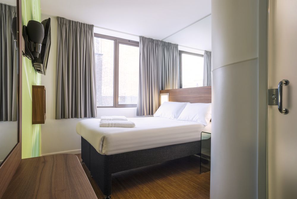 Hotel Point A Westminster