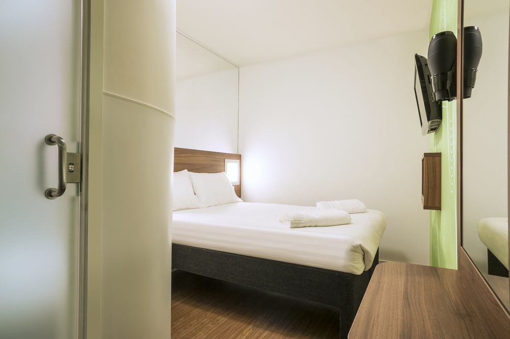 Hotel Point A Westminster London