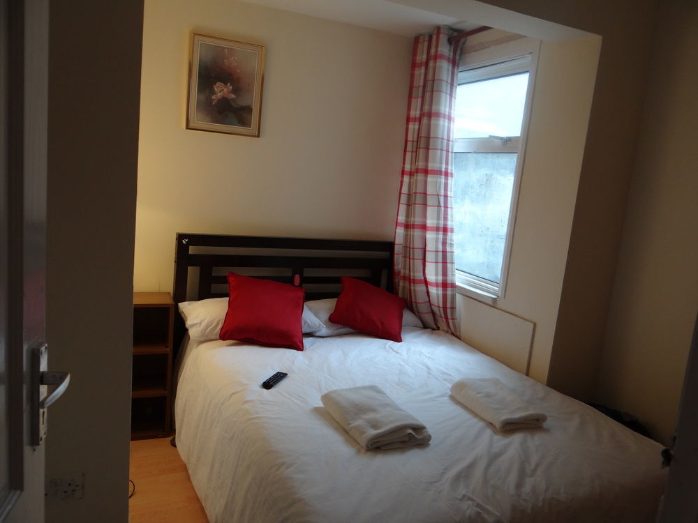 Vallance Road House