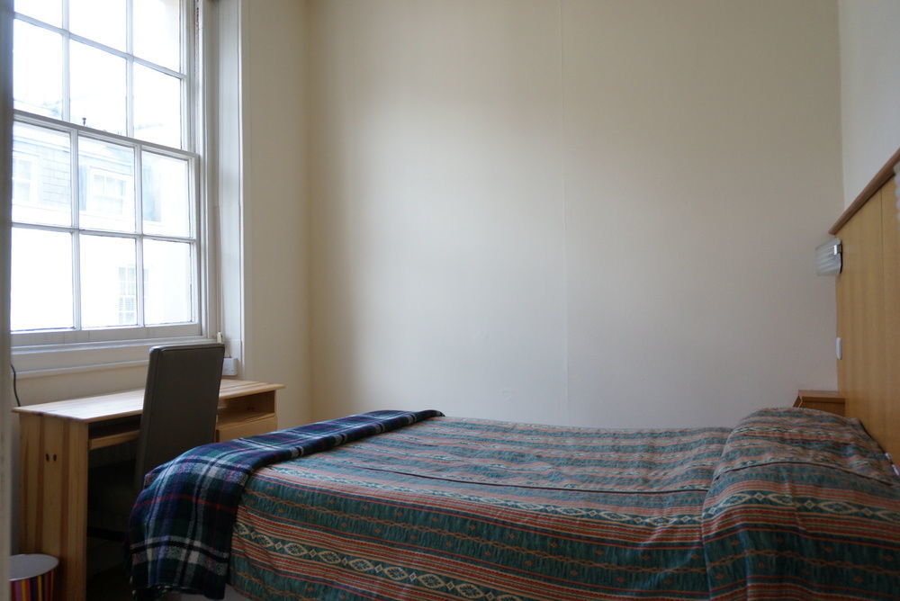 Guest house Atlas 2*