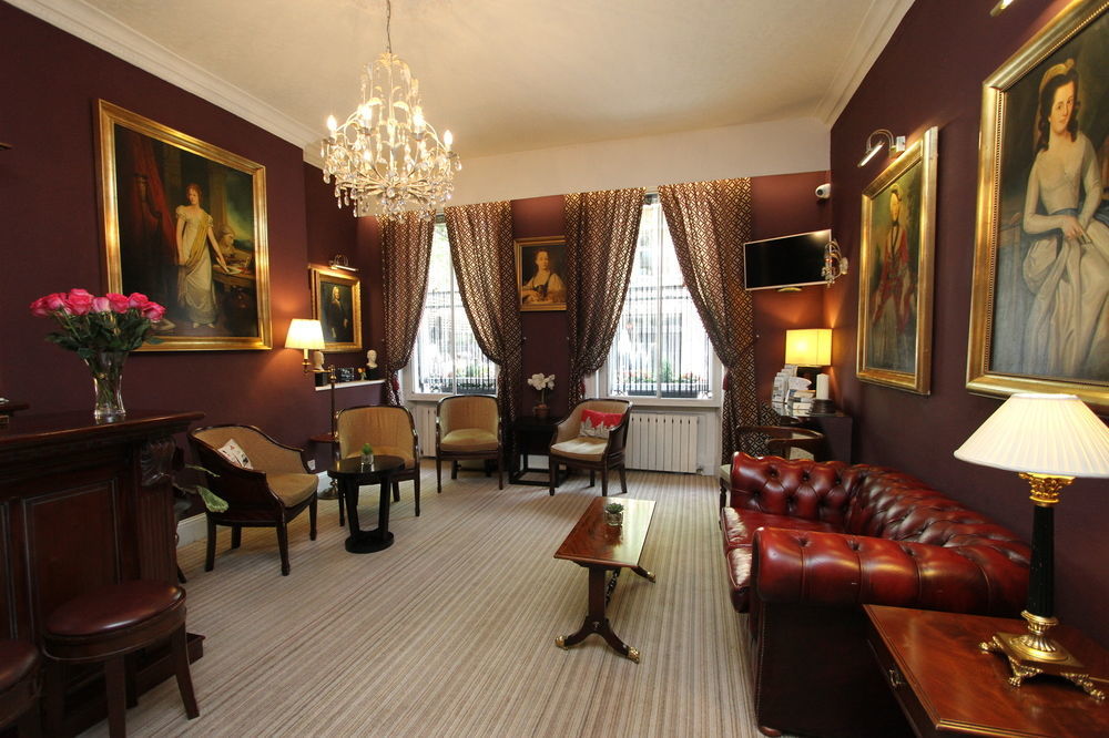 Arosfa By Compass Hospitality 3* London