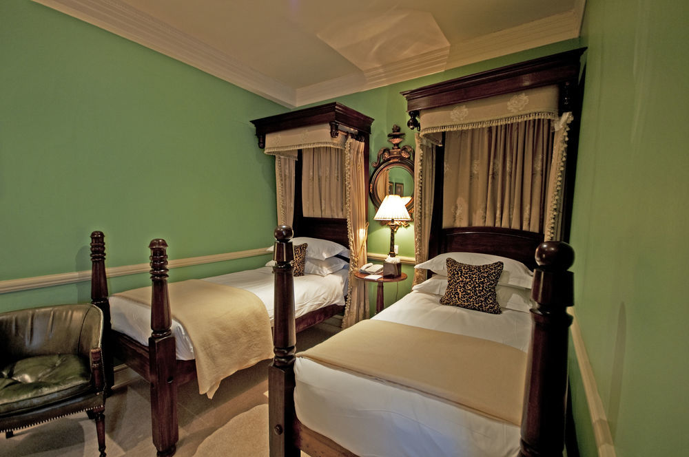 Hotel The Gore – Starhotels Collezione Londen