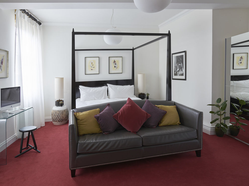 Sonder Chelsea 4*