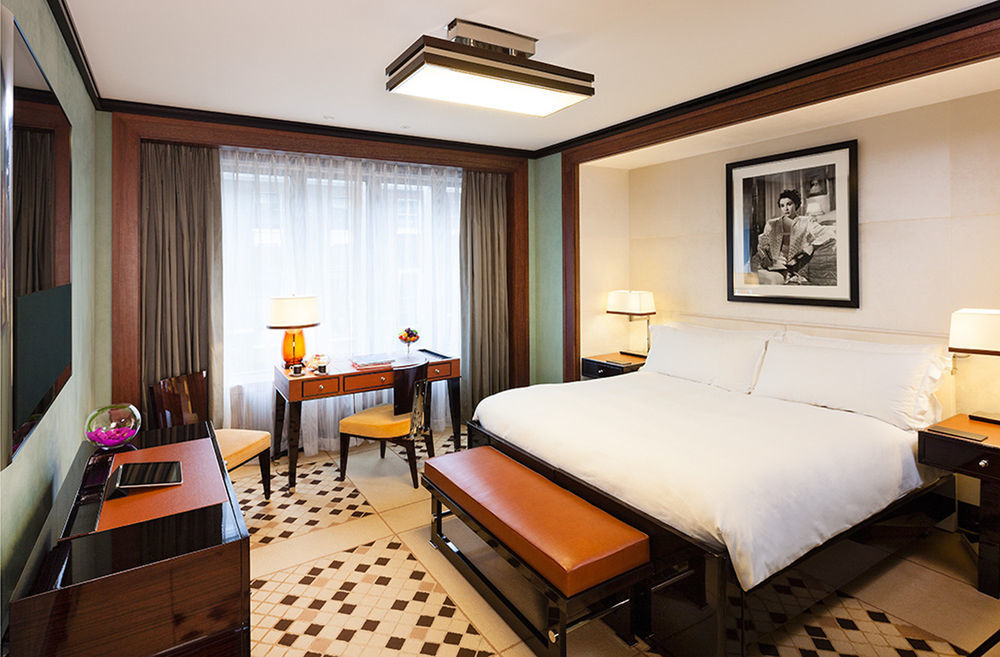 St Martins Lane 5*