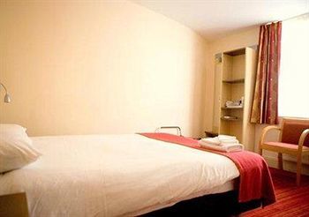 Comfort Edgware Road W2 3*