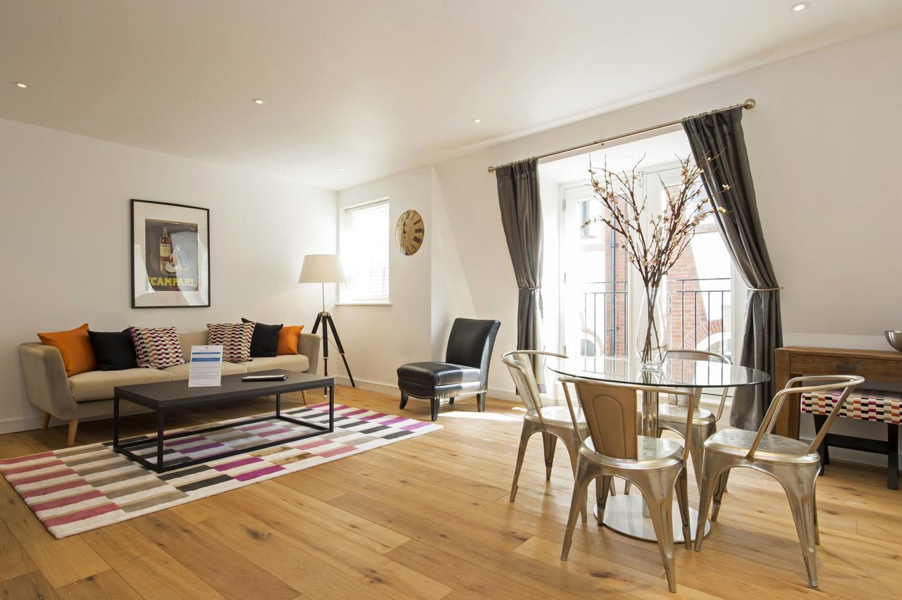 Urban Lovat Lane Apartment London