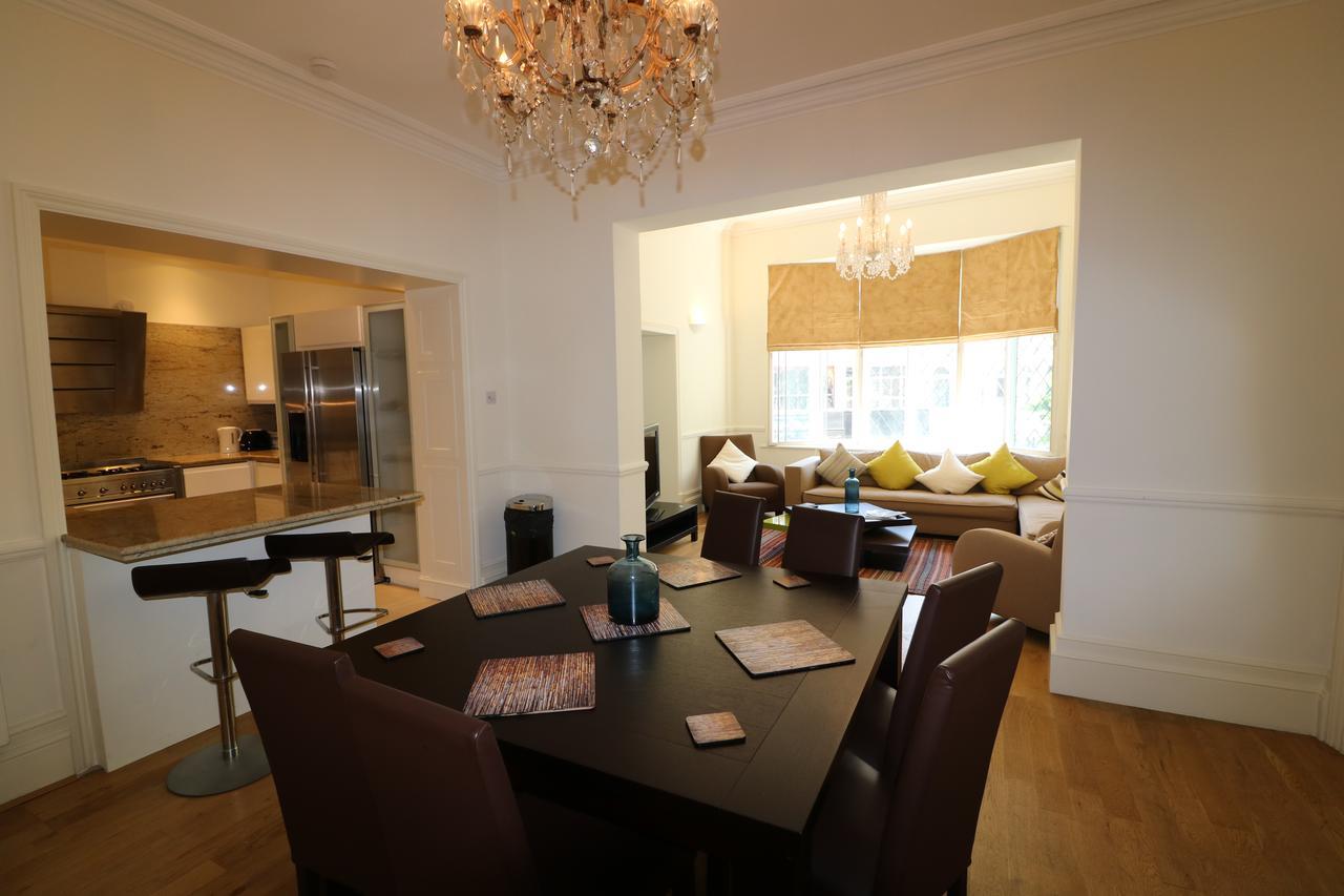 Knightsbridge Apartment