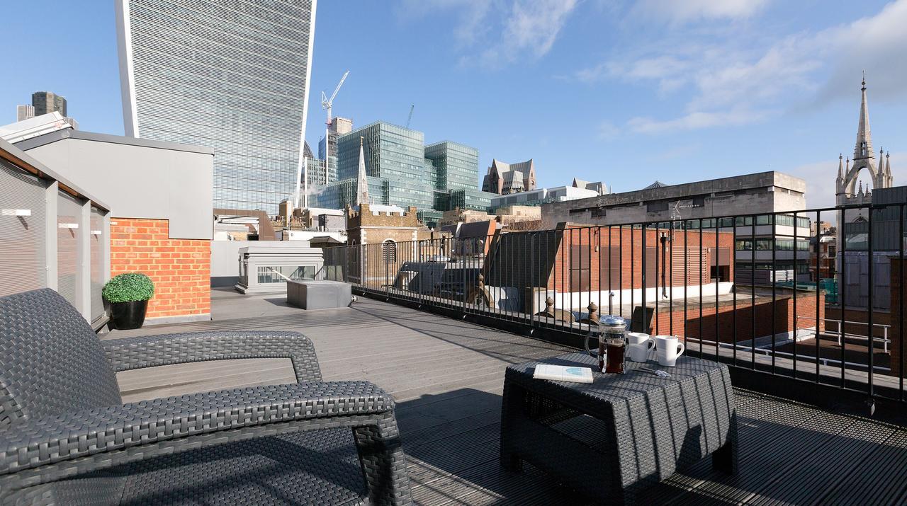 Urban Lovat Lane Apartment London