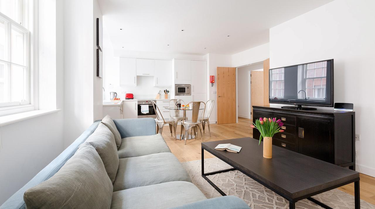 Urban Lovat Lane Apartment
