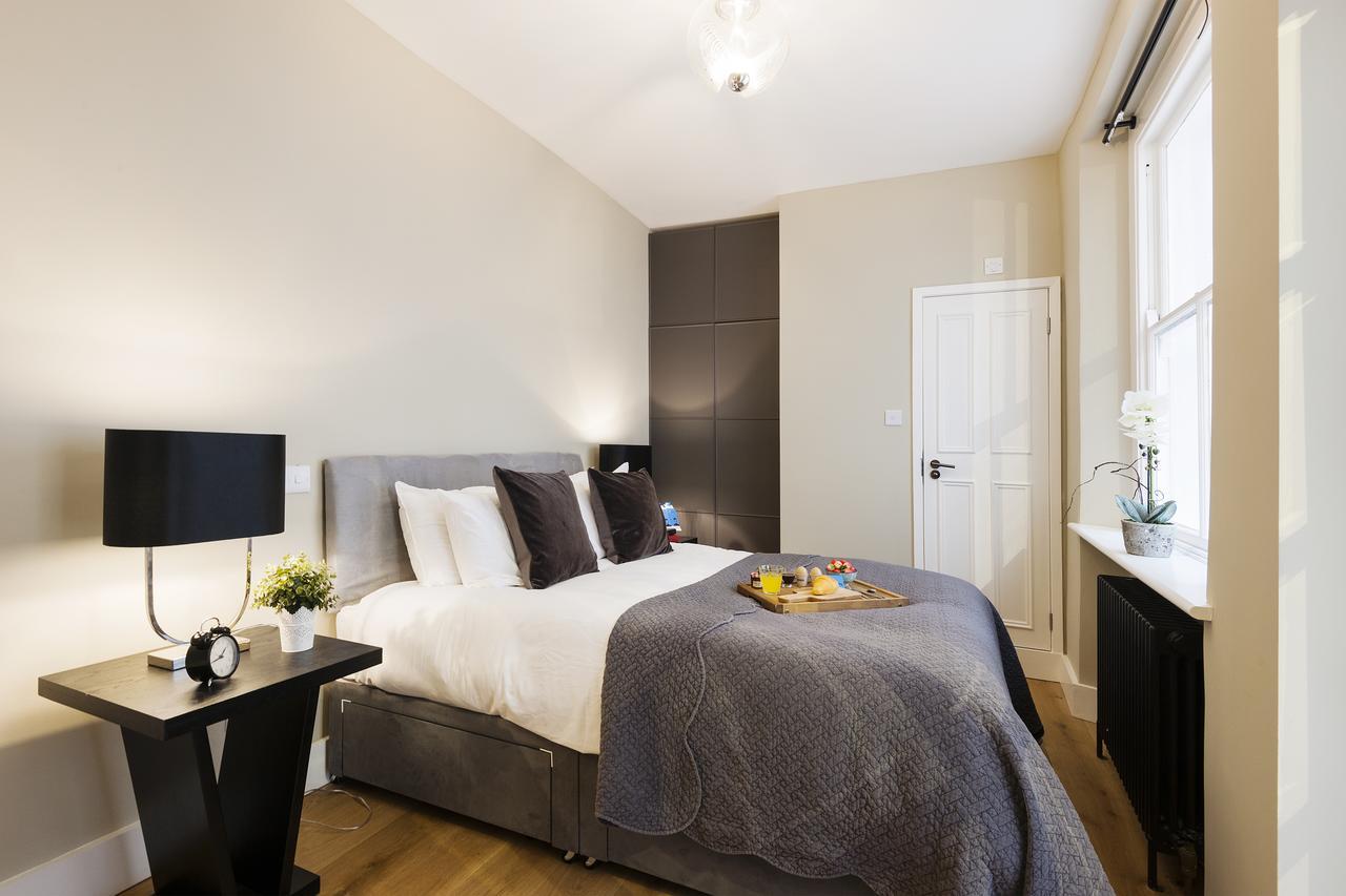 The Linden Gardens Apartment *